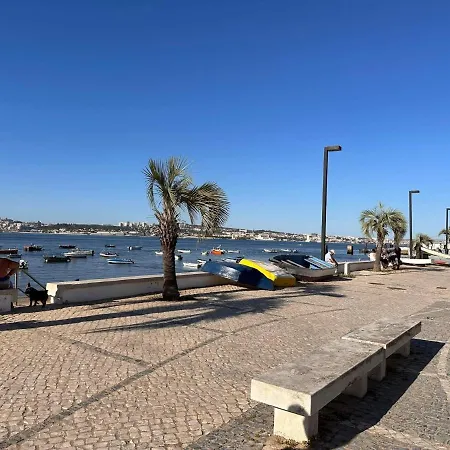 Lisbon Sea And Casa vacanze *
